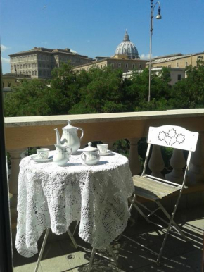 Un Caffè Sul Balcone 1